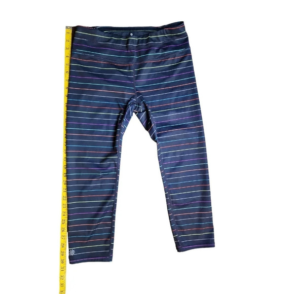 Athleta Multi Stripe Sonar Rainbow Navy Blue Capri Leggings Size Medium Yoga - Picture 5 of 9